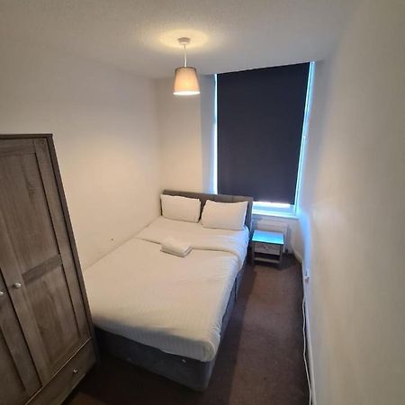 24Hr Self Check In Apartment Central Barnsley Esterno foto