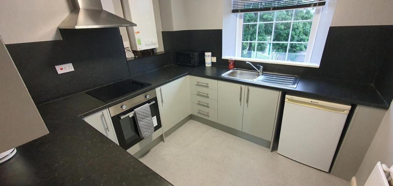 24Hr Self Check In Apartment Central Barnsley Esterno foto